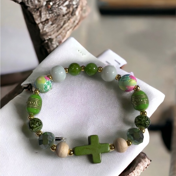 Cross bracelet - Picture 3 of 3